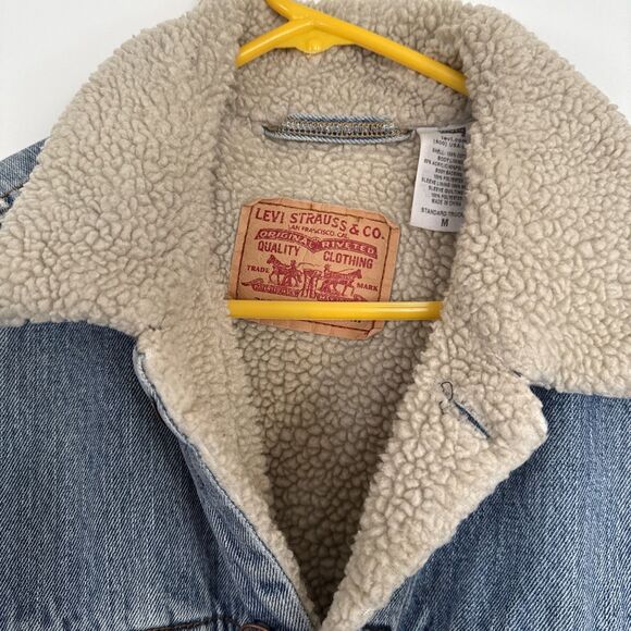 LEVIS Standard Trucker Sherpa Lined Denim Jacket 70520 Men’s SIZE M Distressed - Picture 5 of 11